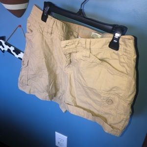 Cargo shorts with pockets size 6